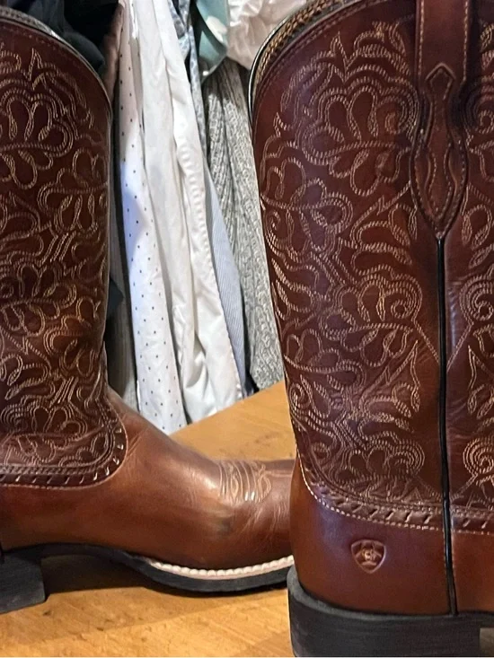 Women’s Brown Western Leather Cowboy Boots - Picture 4 of 8